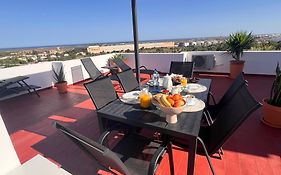 Green Apartment In Tavira Garden